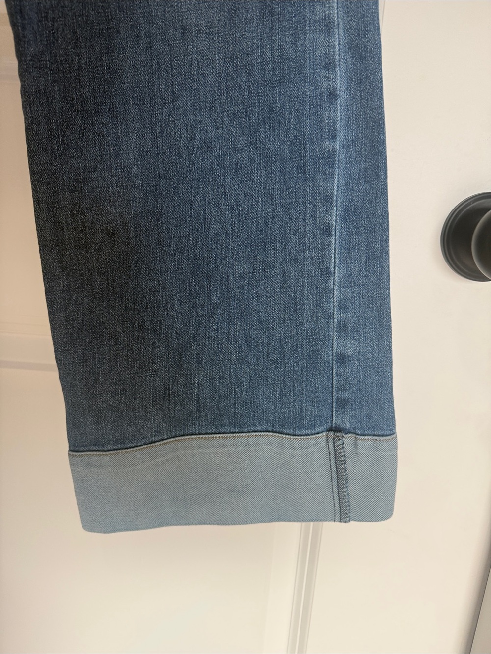 Fashion Nova High-Rise Wide Leg Jeans in Medium Blue Wash - Picture 3 of 5